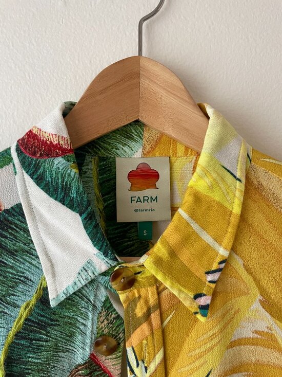 FARM Rio Tropical Beachy Button Down - Picture 3 of 4